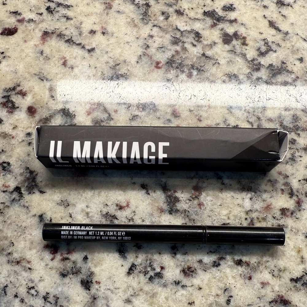 IL Makiage Inkliner- Black

Sold out online (comes with 2)